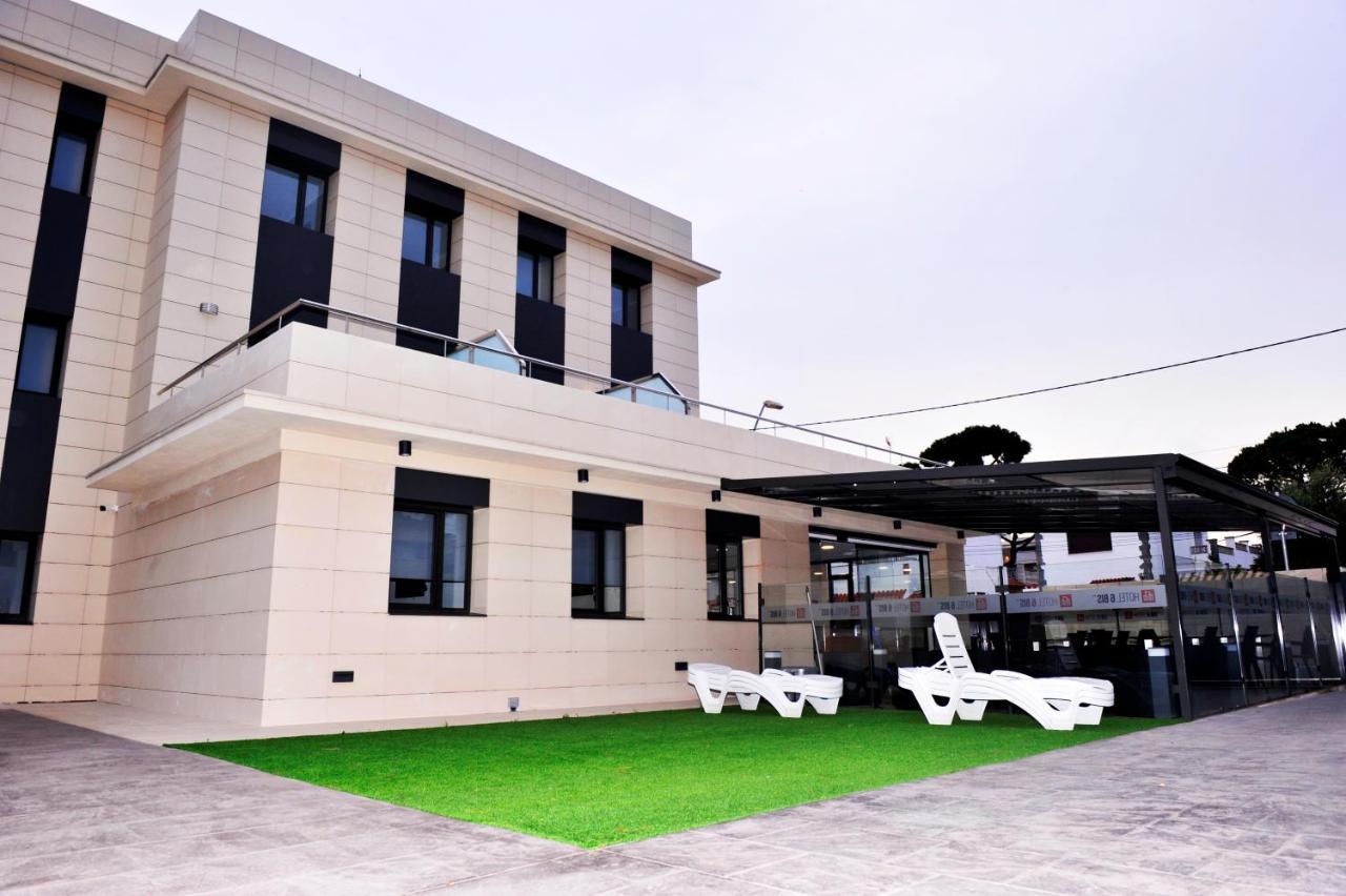 6 Bis Hotel 카스테데펠스 외부 사진