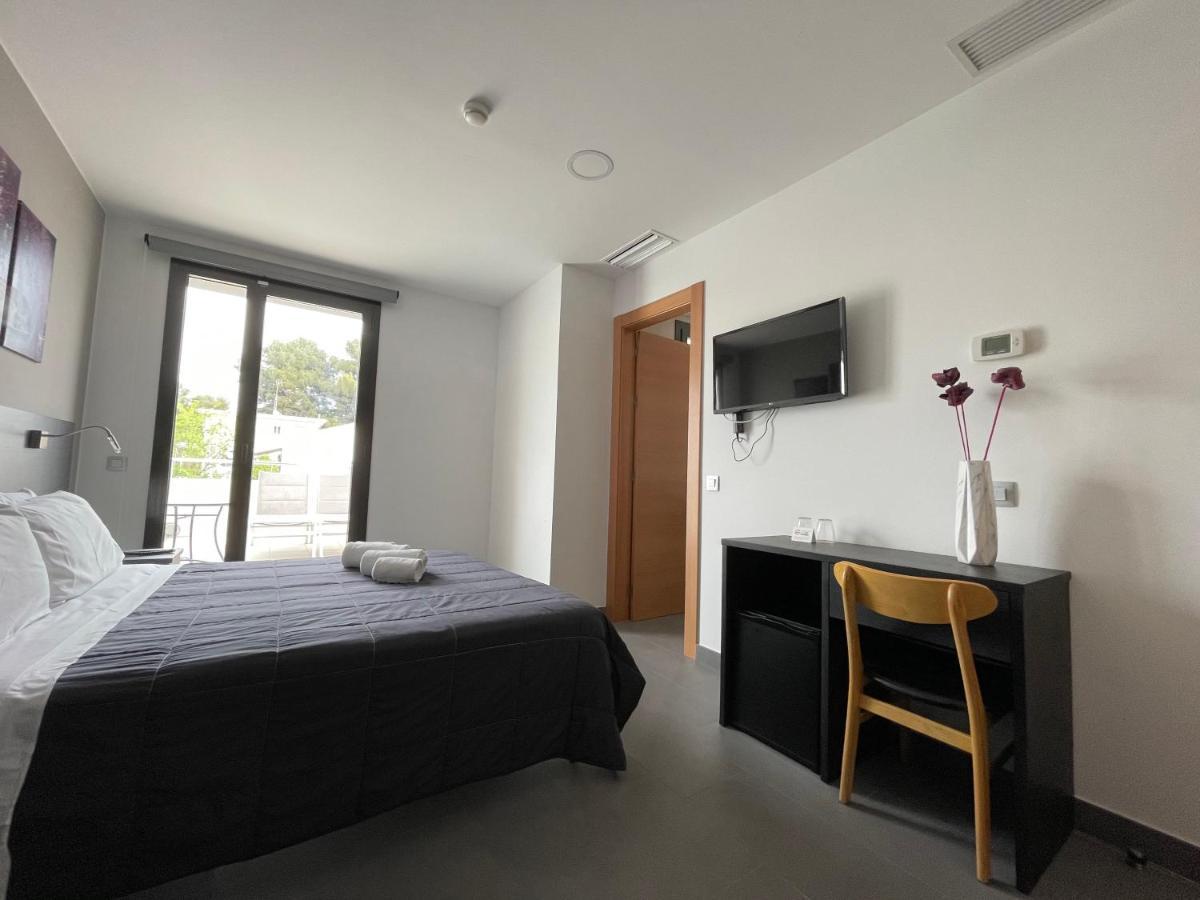 6 Bis Hotel 카스테데펠스 외부 사진