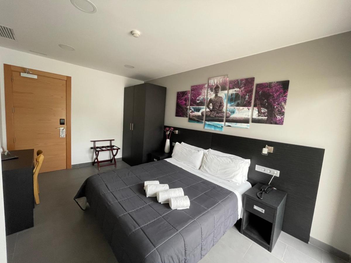 6 Bis Hotel 카스테데펠스 외부 사진