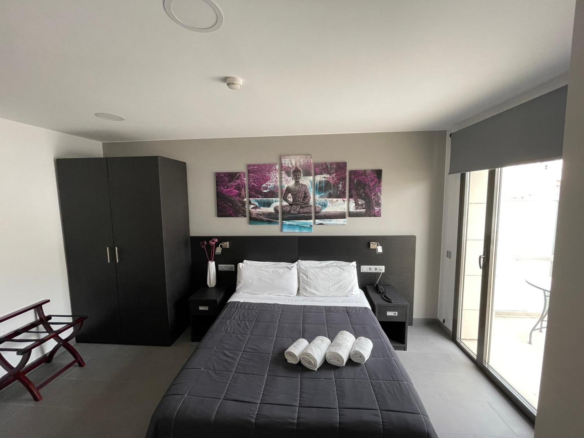 6 Bis Hotel 카스테데펠스 외부 사진